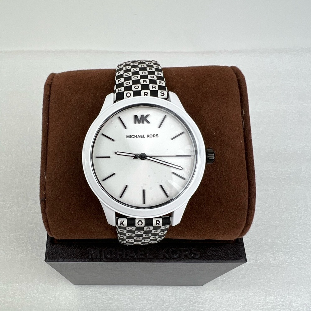 Michael Kors Women's Runway MK2846 38mm Watch